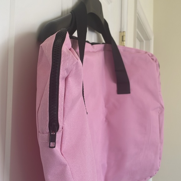 Dog or Cat Pink Playpen Carrying Case - Picture 3 of 3